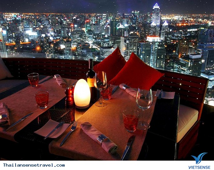 Red Sky – Centara Grand ở CentralWorld Siam trên tầng 55