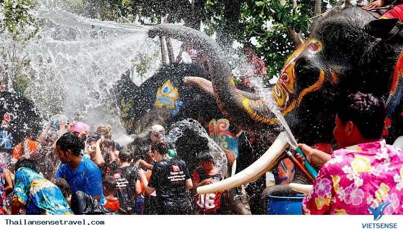 Lễ hội Songkran - Lễ hội Té nước mừng Năm mới Lễ hội Songkran - Lễ hội Té nước mừng Năm mới