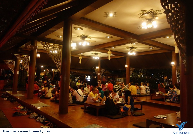 Đừng nhầm Khantoke là một món ăn ở Chiang Mai Thái Lan, 2018 - Ảnh 2 Đừng nhầm Khantoke là một món ăn ở Chiang Mai Thái Lan, 2018 - Ảnh 2