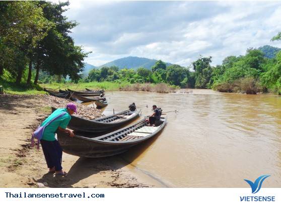Khám phá ngôi làng cổ dài Huay Pu Keng ở Thái Lan, 2018 - Ảnh 1