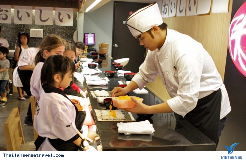 Lợi ích và nhược điểm còn tồn tại của Kidzania Lợi ích và nhược điểm còn tồn tại của Kidzania