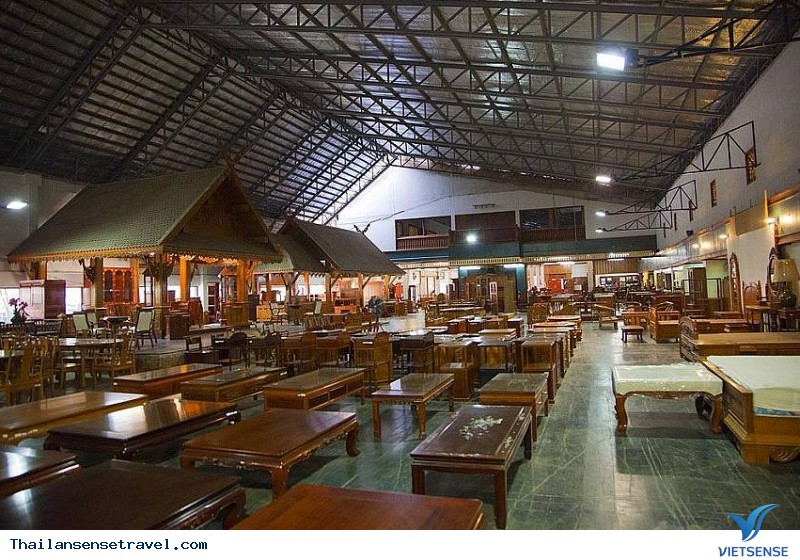 Cửa hàng đồ gỗ Cửa hàng đồ gỗ