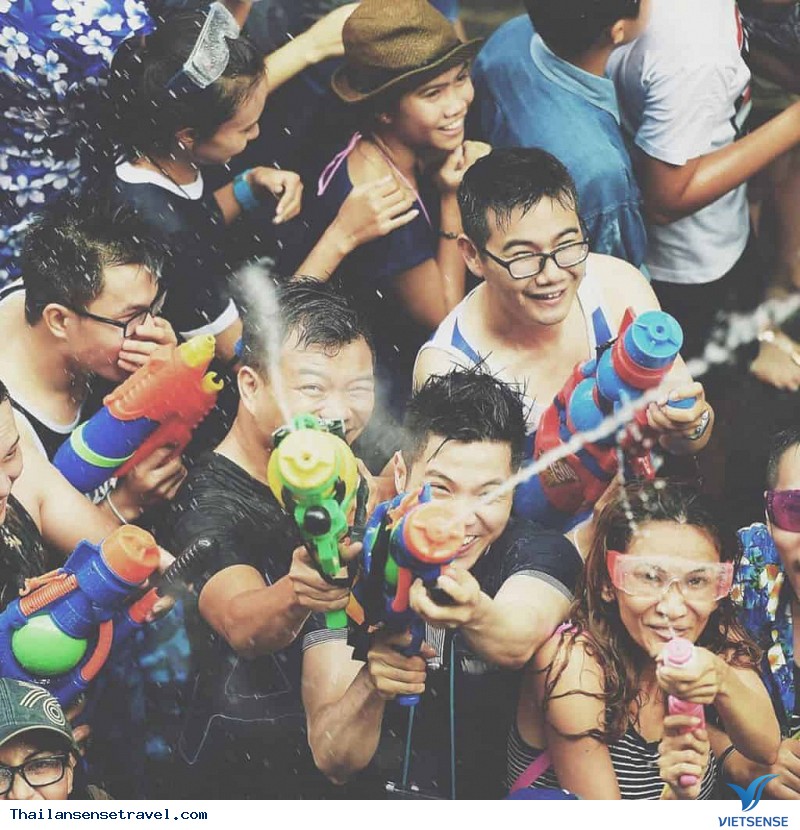 “Tất tần tật” về Lễ hội té nước Thái Lan - Ảnh 5