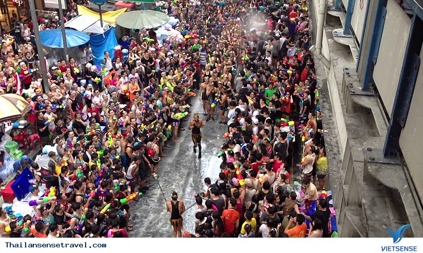 Dự tết Songkran Thái Lan với giá rẻ chưa từng có - Ảnh 2 Dự tết Songkran Thái Lan với giá rẻ chưa từng có - Ảnh 2