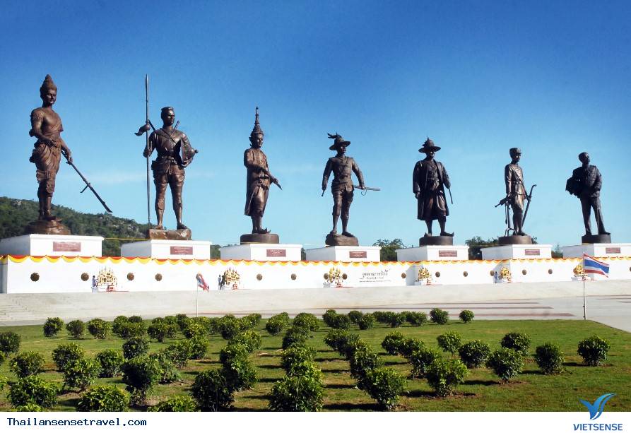 7 vị vua - 7 ngôi sao sáng quy tụ một điểm, nơi đến không thể thiếu ở Thái Lan - Ảnh 1