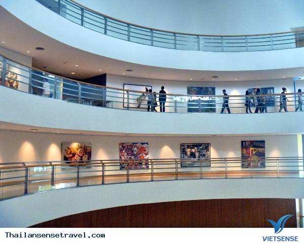 Toà nhà The Bangkok Art and Culture Center Toà nhà The Bangkok Art and Culture Center