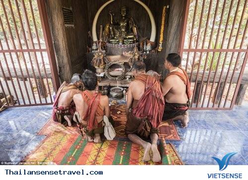 Hành trình thuần phục những con vật khổng lồ của bộ tộc Suay - Ảnh 4