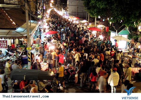 Chợ đêm Chiang Mai