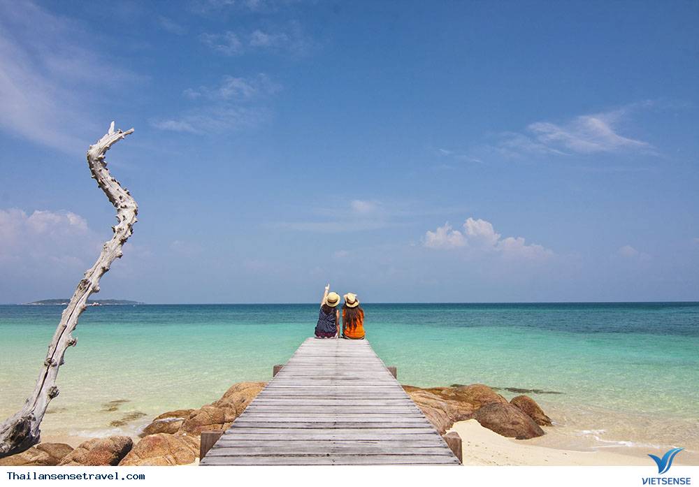 Bãi biển trừ phú Laem Charoen