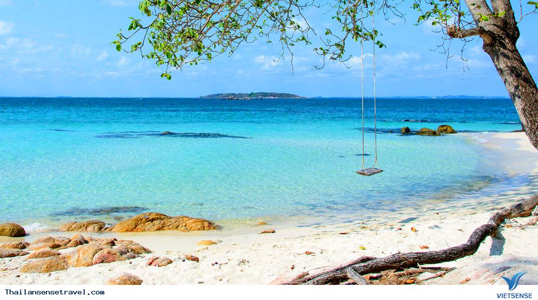 Bãi biển vui chơi Laem Mae Phim