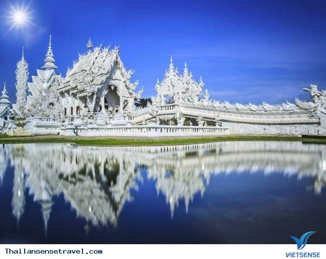 Wat Rong Khun (đền Trắng)