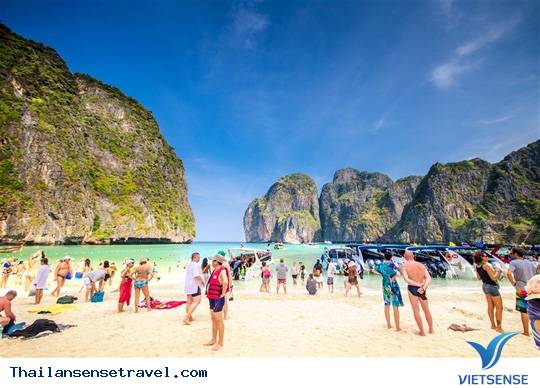 Thái Lan đầu hè với bãi cát mịn và biển xanh - Ảnh 1 Thái Lan đầu hè với bãi cát mịn và biển xanh - Ảnh 1