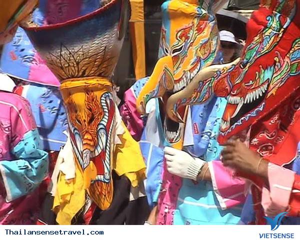 Thái Lan đến với lễ hội ma xó Pee Ta Khon - Ảnh 3