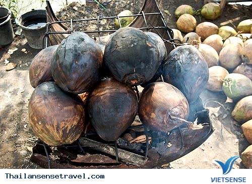 Dừa nướng – Món ăn độc đáo của Thái Lan - Ảnh 2