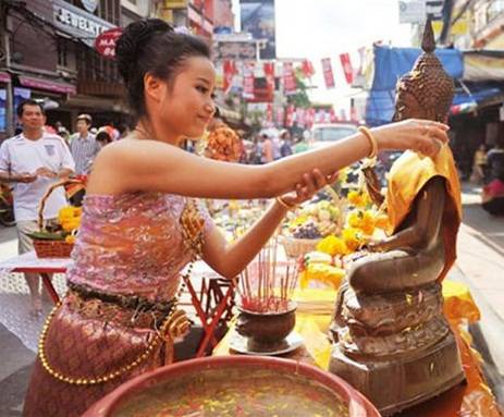Dự tết Songkran Thái Lan với giá rẻ chưa từng có - Ảnh 9 Dự tết Songkran Thái Lan với giá rẻ chưa từng có - Ảnh 9