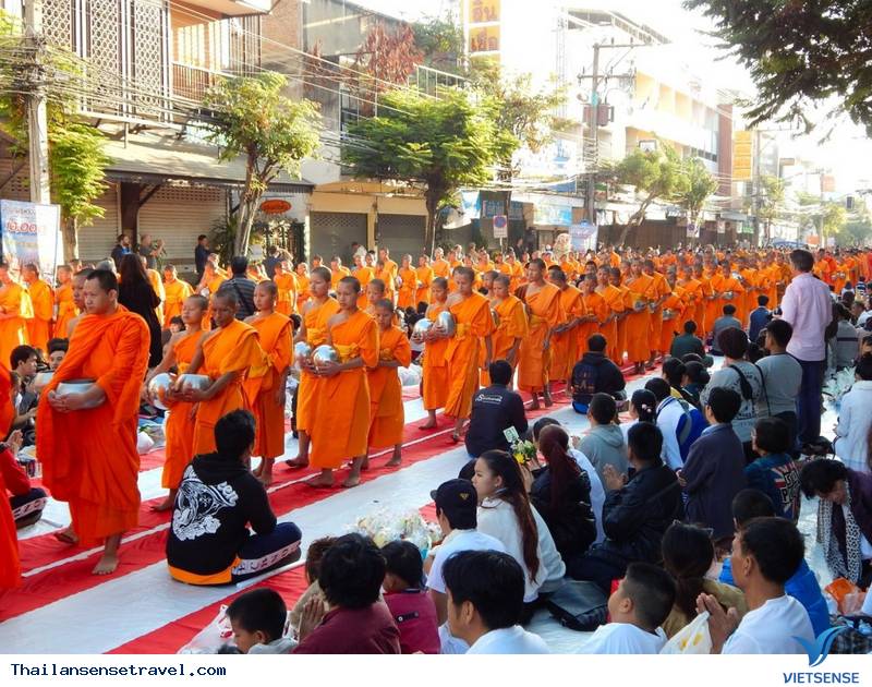 Nét đặc trưng trong nền Phật giáo Thái Lan - Ảnh 3 Nét đặc trưng trong nền Phật giáo Thái Lan - Ảnh 3