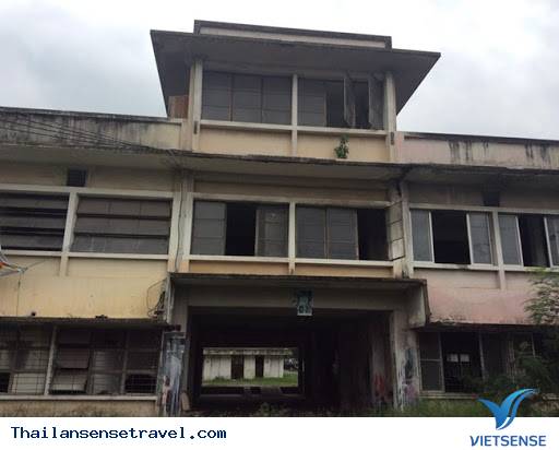 Bệnh viện bỏ hoang tại Nongkham