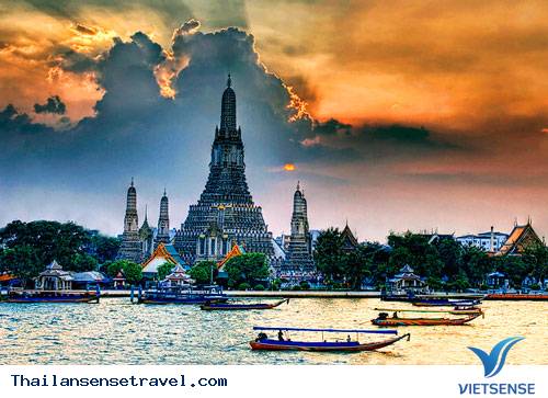 NHỮNG MÓN ĂN NHÌN THÔI ĐÃ THÈM Ở THÁI LAN