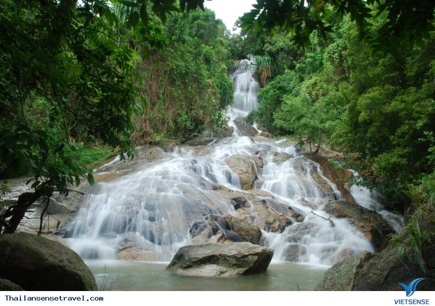 Thác nước Na Muang