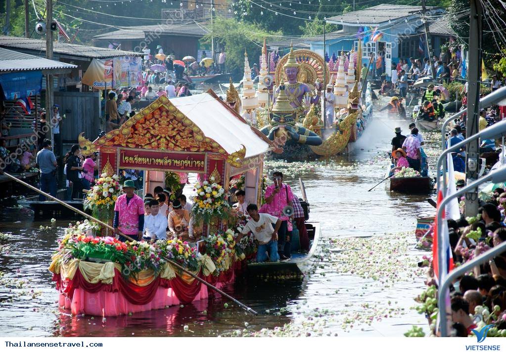 Lễ hội tháng 10 - Ảnh 3 Lễ hội tháng 10 - Ảnh 3