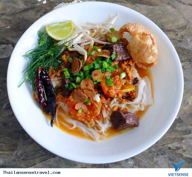 Khanom Jeen Nam Ngiao