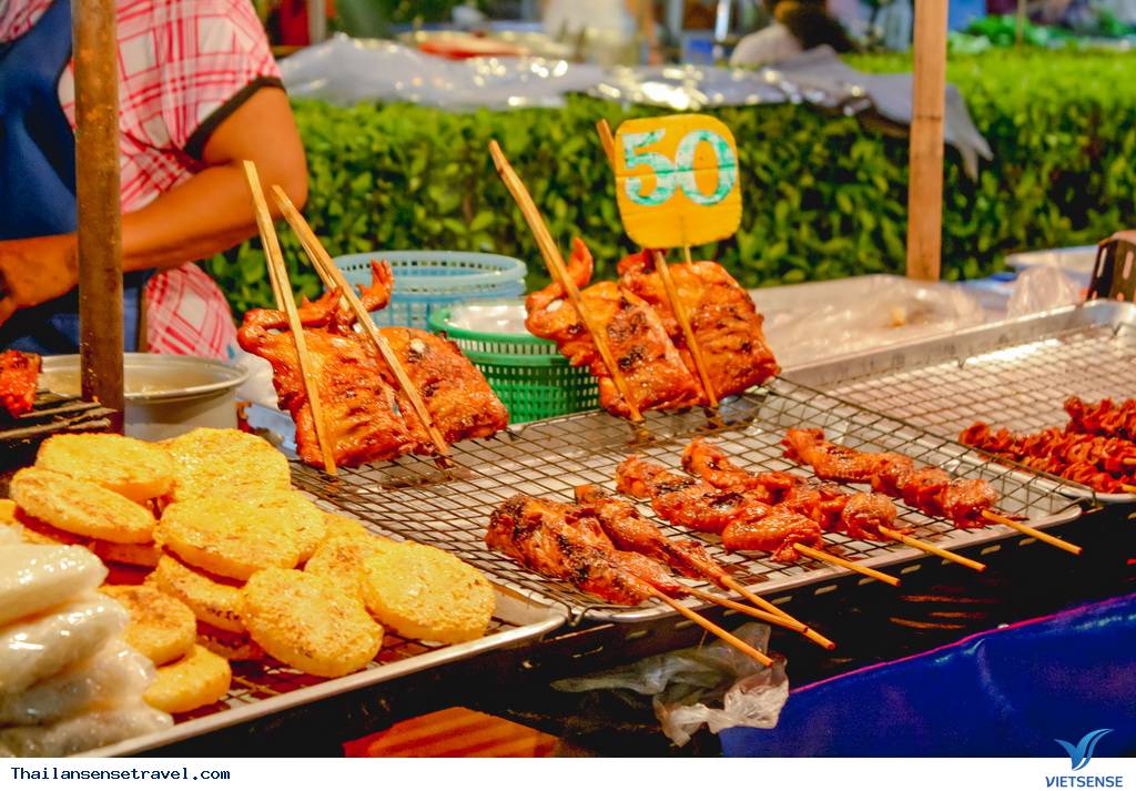 Tới Phuket ăn vặt những món này đảm bảo sẽ bị nghiện - Ảnh 1 Tới Phuket ăn vặt những món này đảm bảo sẽ bị nghiện - Ảnh 1